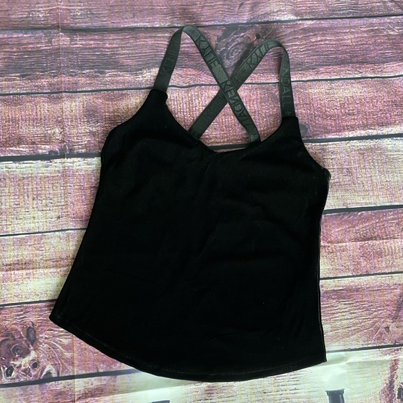 Kendall + Kylie Velvet Top - Picture 1 of 9